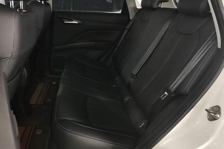 Used NETA V 2022 Chao 400 Lite Left Rear Seat