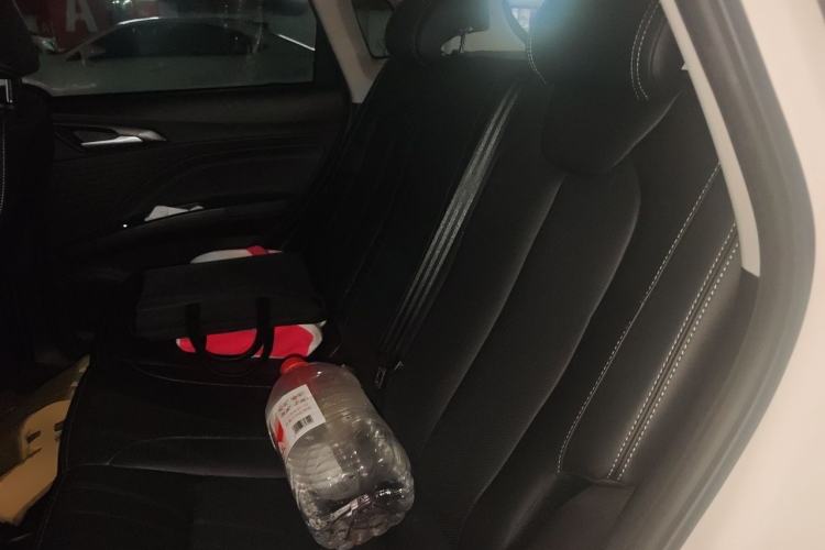 Used NETA V 2022 Chao 400 Lite Left Rear Seat