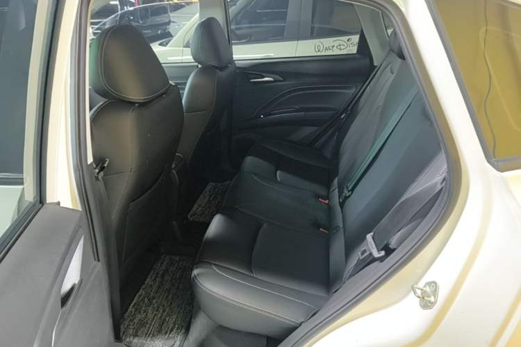 Used NETA V 2022 Chao 400 Lite Left Rear Seat