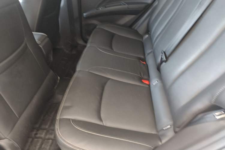 Used NETA V 2022 Chao 400 Lite Left Rear Seat