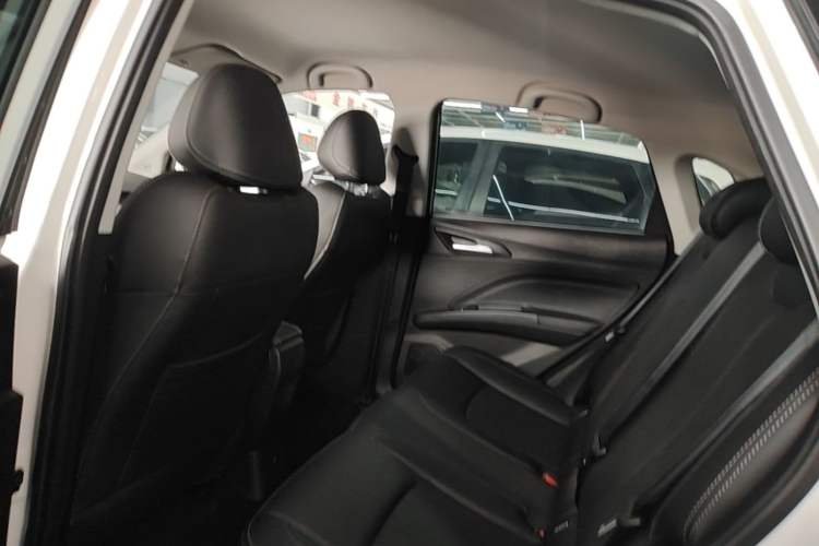 Used NETA V 2022 Chao 400 Lite Left Rear Seat