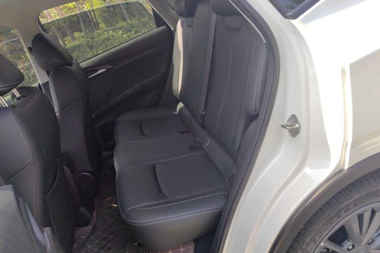 Used NETA V 2022 Chao 400 Lite Left Rear Seat