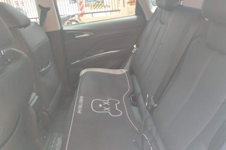 Used NETA V 2022 Chao 400 Lite Left Rear Seat