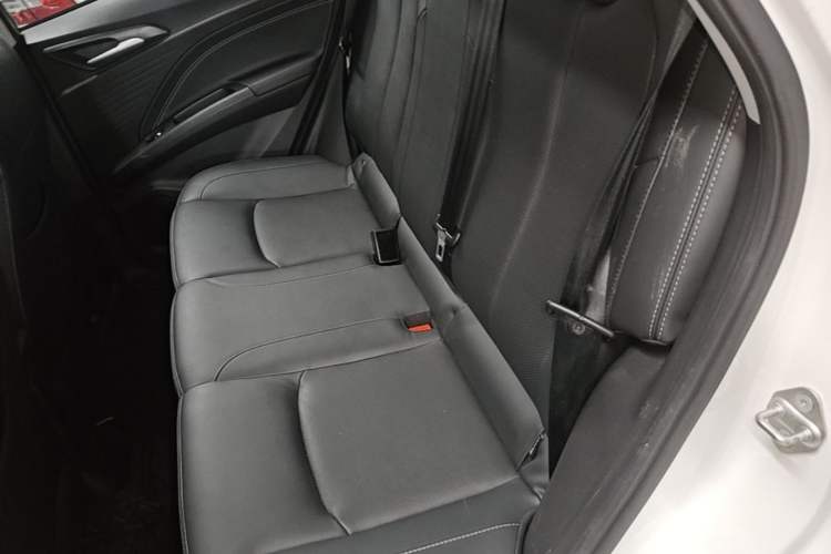 Used NETA V 2022 Chao 300 Lite Lithium Iron Phosphate Left Rear Seat