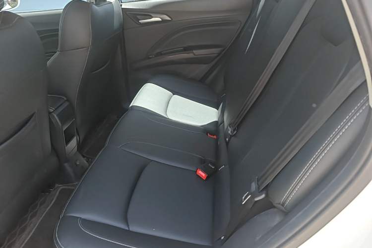 Used NETA V 2022 Chao 400 Lite Left Rear Seat