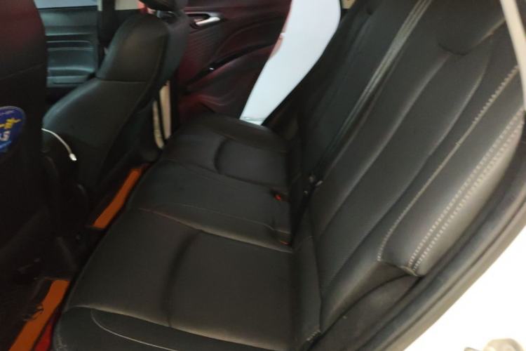 Used NETA V 2022 Pro Long-Range Smart Edition Left Rear Seat