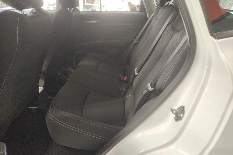 Used NETA V 2022 Standard Range Industry Custom Edition Left Rear Seat