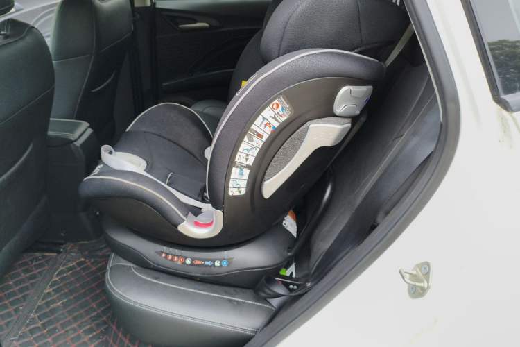 Used NETA V 2022 Chao 400 Lite Left Rear Seat