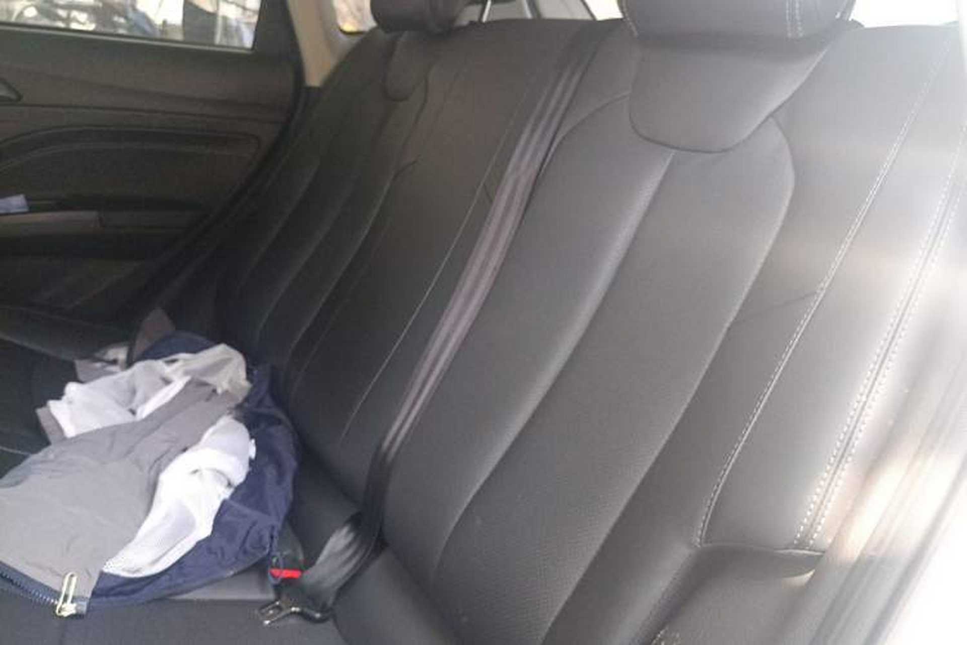 Used NETA V 2022 Long-Range Industry Custom Edition Left Rear Seat