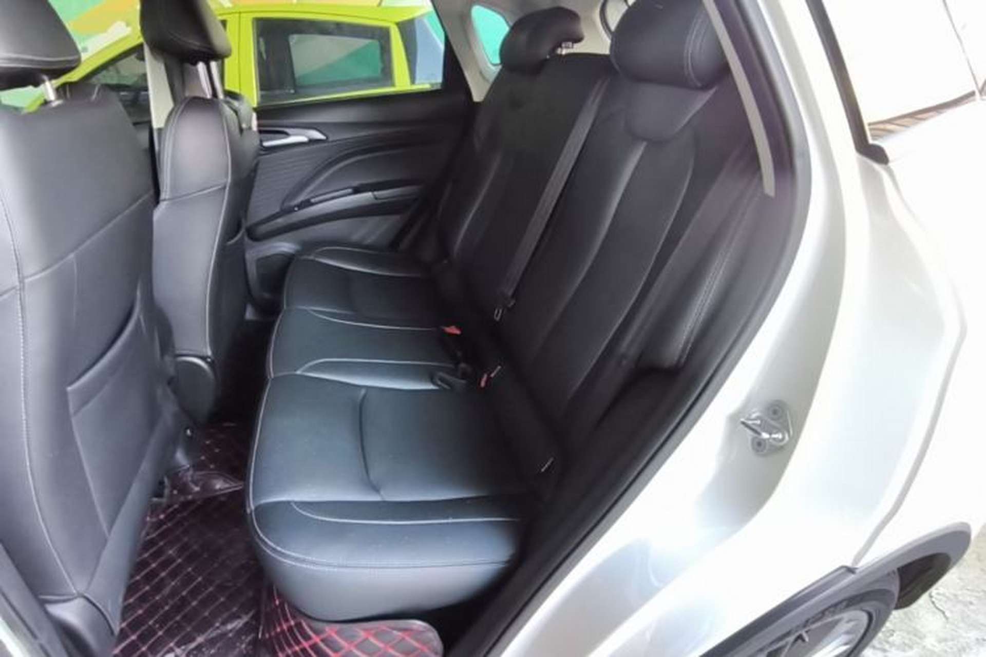 Used NETA V 2022 Chao 400 Lite Left Rear Seat
