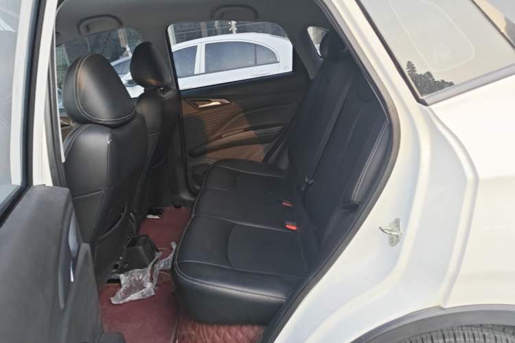 Used NETA V 2022 Standard Range Industry Custom Edition Left Rear Seat