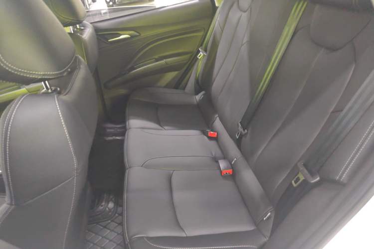 Used NETA V 2022 Chao 400 Lite Left Rear Seat