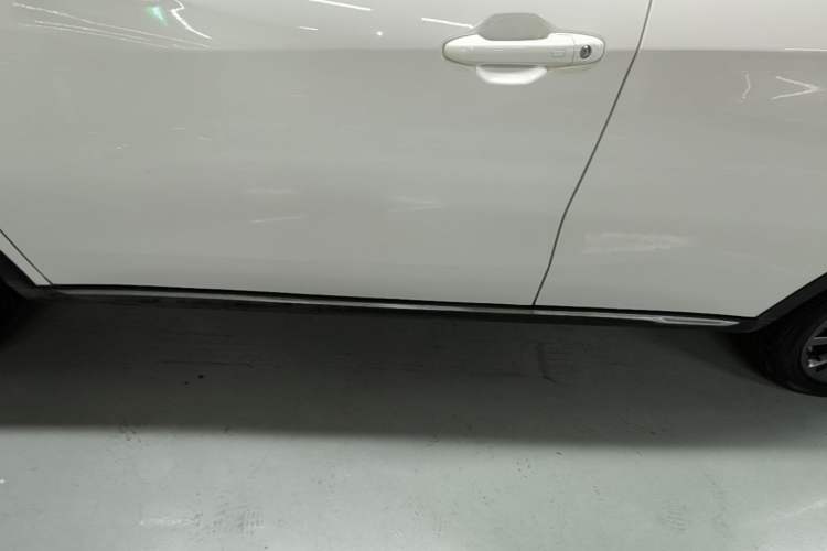 Used NETA V 2022 Chao 400 Lite Left Side Sill