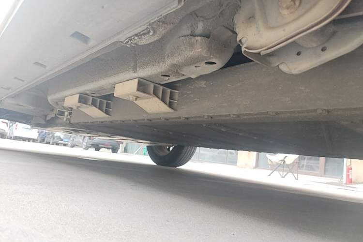 Used NETA V 2022 Chao 300 Lite Ternary Lithium Left Side Sill