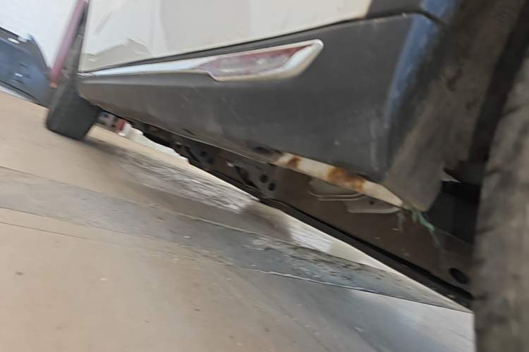 Used NETA V 2022 Chao 400 Lite Left Side Sill