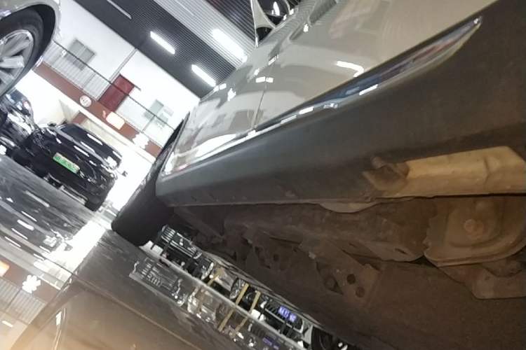 Used NETA V 2022 Chao 400 Lite Left Side Sill