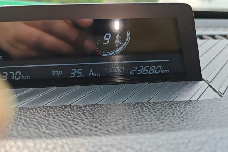 Used NETA V 2022 Chao 400 Lite Odometer Close Up