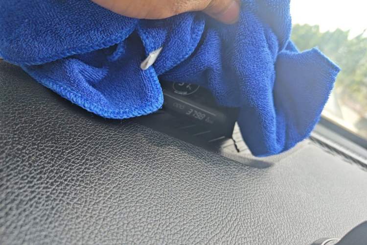 Used NETA V 2022 Chao 400 Industry Edition Odometer Close Up