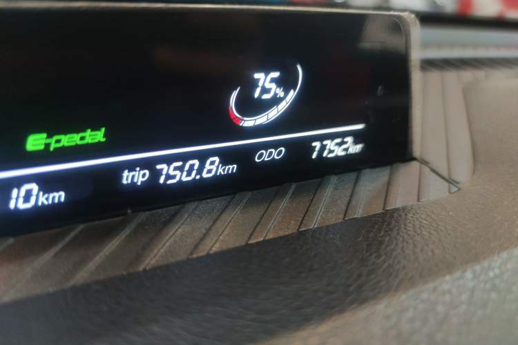 Used NETA V 2022 Chao 400 Lite Odometer Close Up