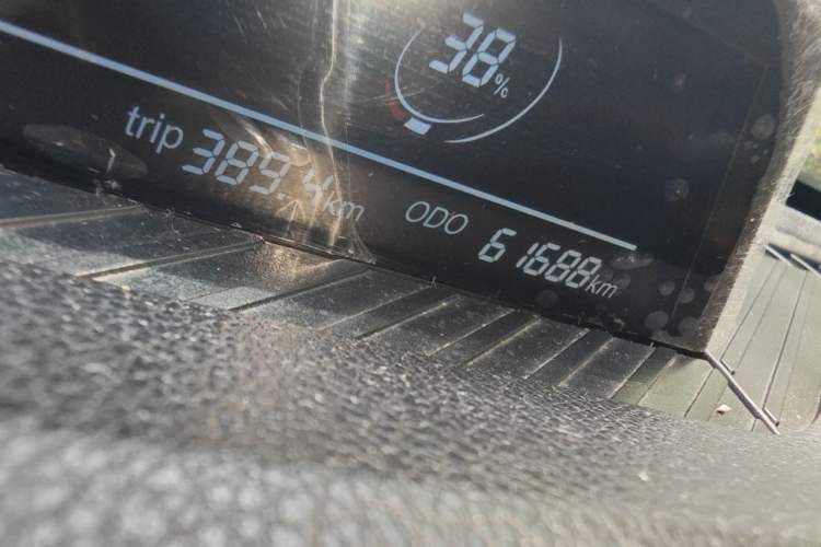 Used NETA V 2022 Chao 400 Lite Odometer Close Up
