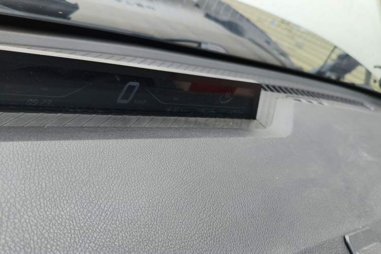 Used NETA V 2022 Chao 400 Lite Odometer Close Up
