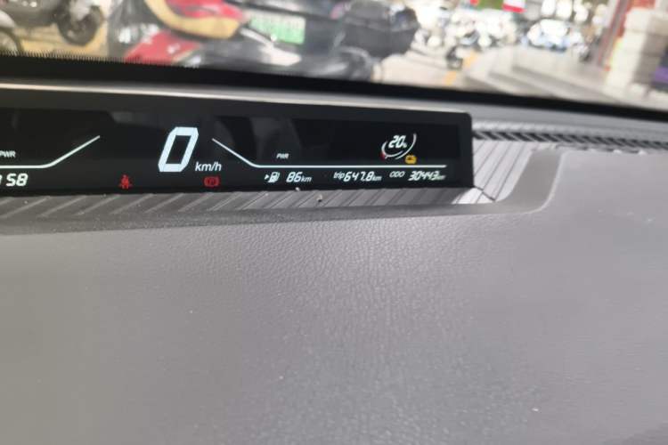 Used NETA V 2022 Chao 400 Lite Odometer Close Up