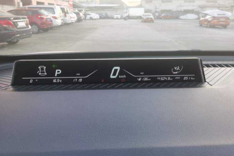 Used NETA V 2022 Chao 300 Lite Lithium Iron Phosphate Odometer Close Up