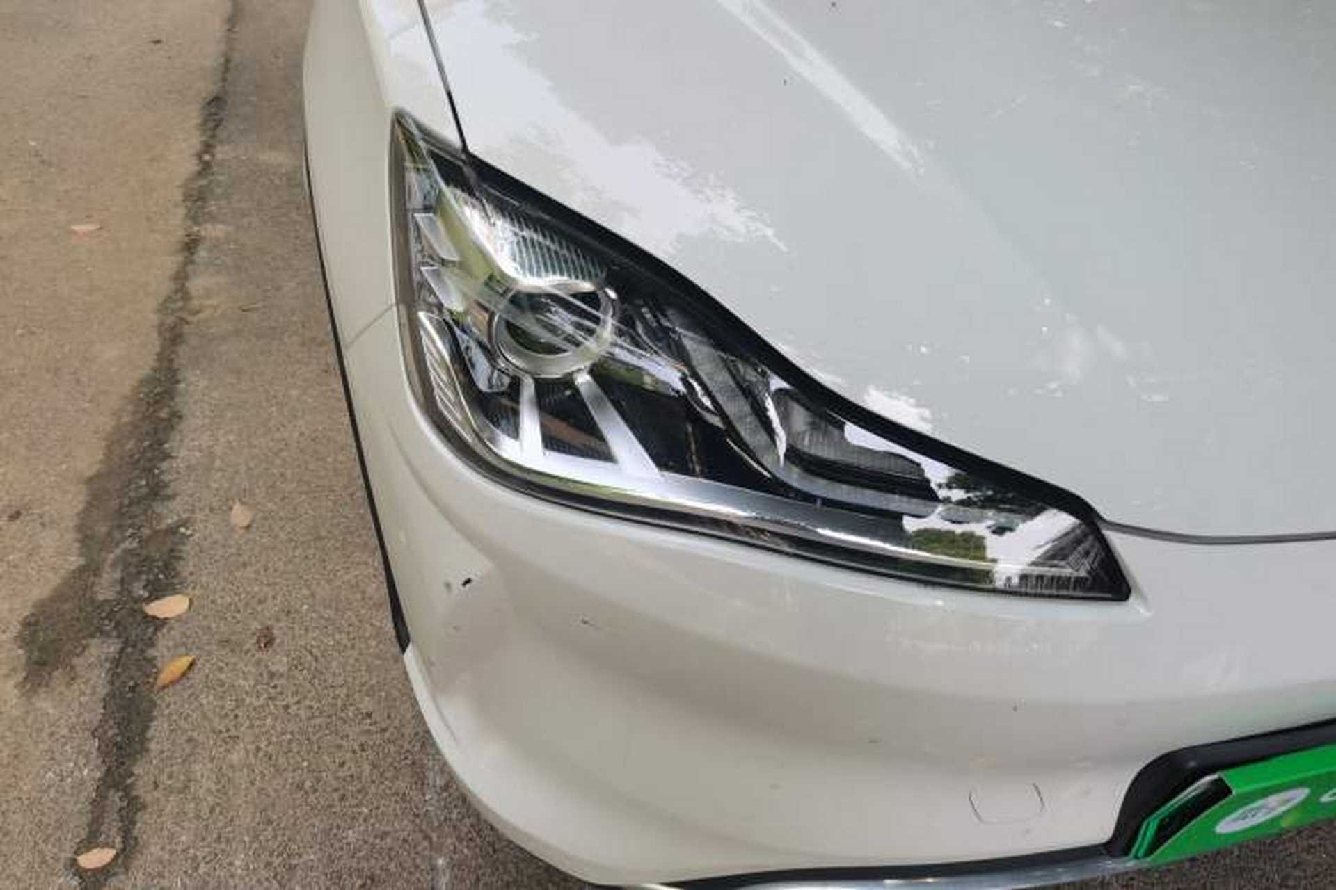 Used NETA V 2022 Chao 400 Lite Right Front Headlight