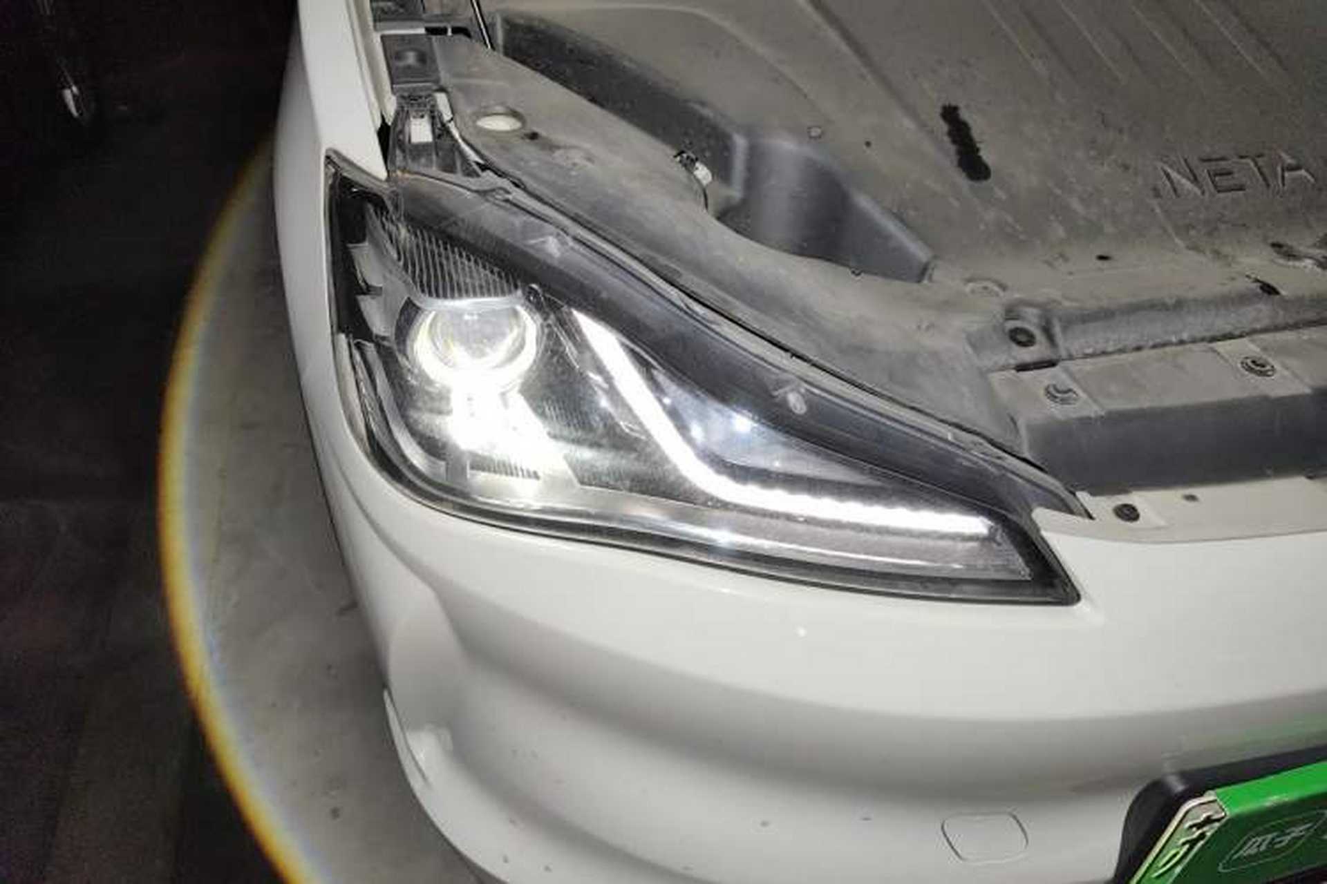 Used NETA V 2022 Chao 400 Lite Right Front Headlight