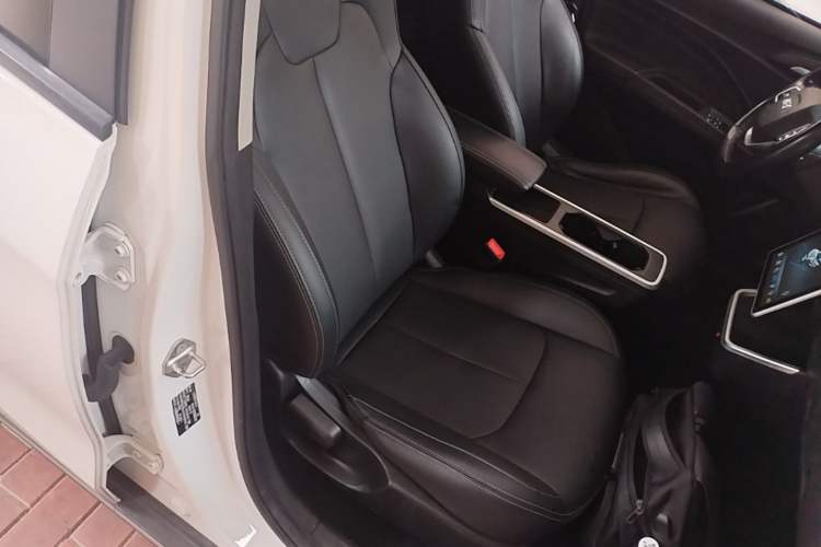 Used NETA V 2022 Chao 400 Lite Right Front Seat