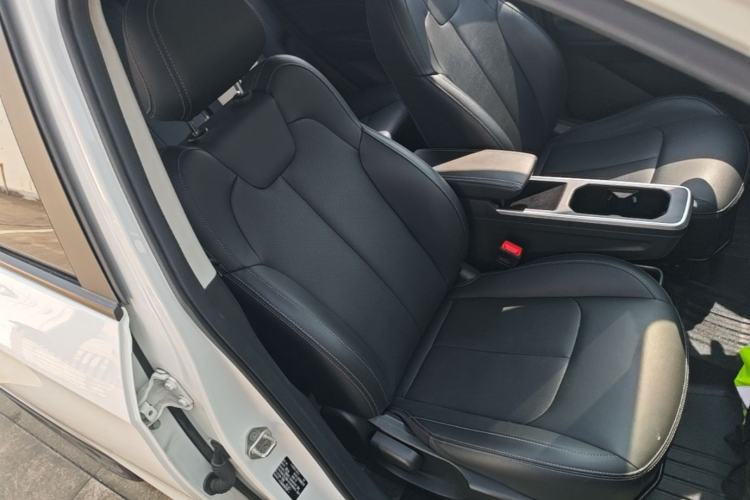Used NETA V 2022 Chao 400 Lite Right Front Seat