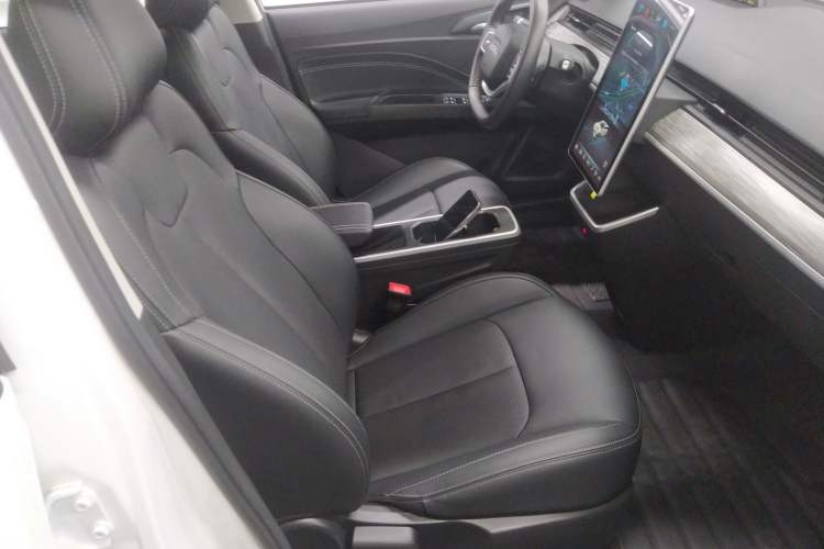 Used NETA V 2022 Chao 400 Lite Right Front Seat