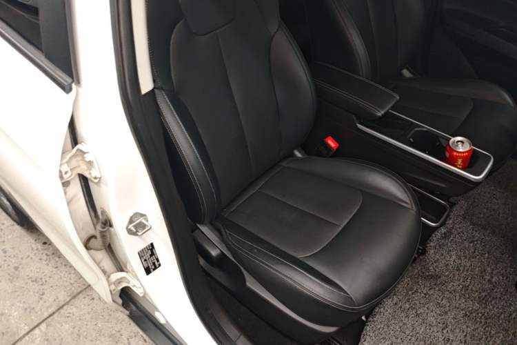 Used NETA V 2022 Chao 400 Lite Right Front Seat