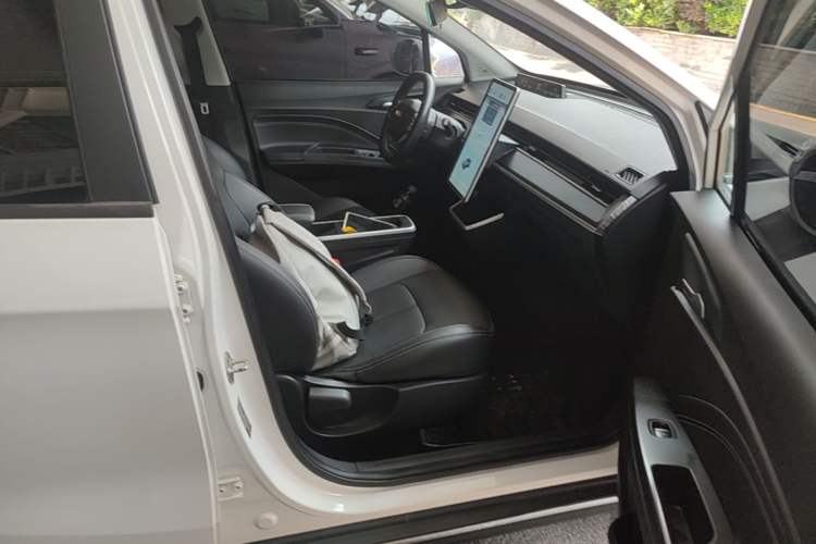 Used NETA V 2022 Chao 400 Lite Right Front Seat
