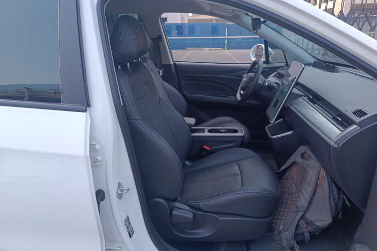 Used NETA V 2022 Chao 400 Lite Right Front Seat
