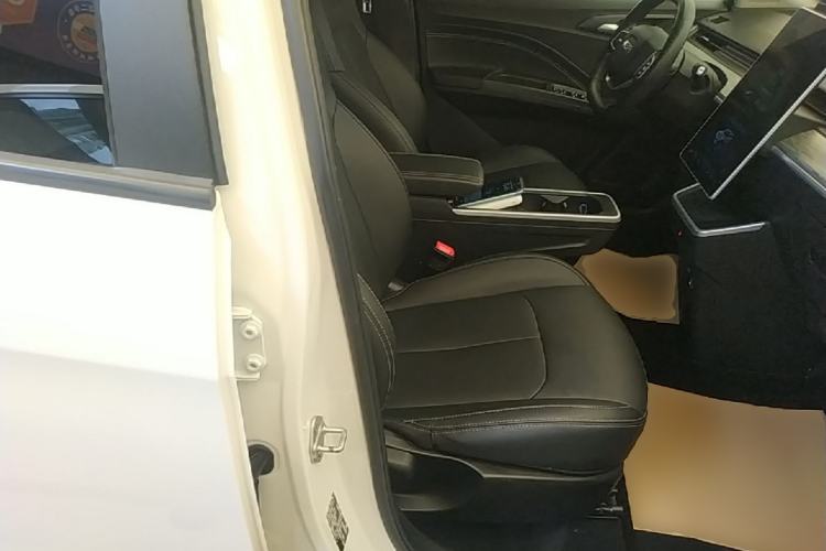 Used NETA V 2022 Chao 400 Lite Right Front Seat