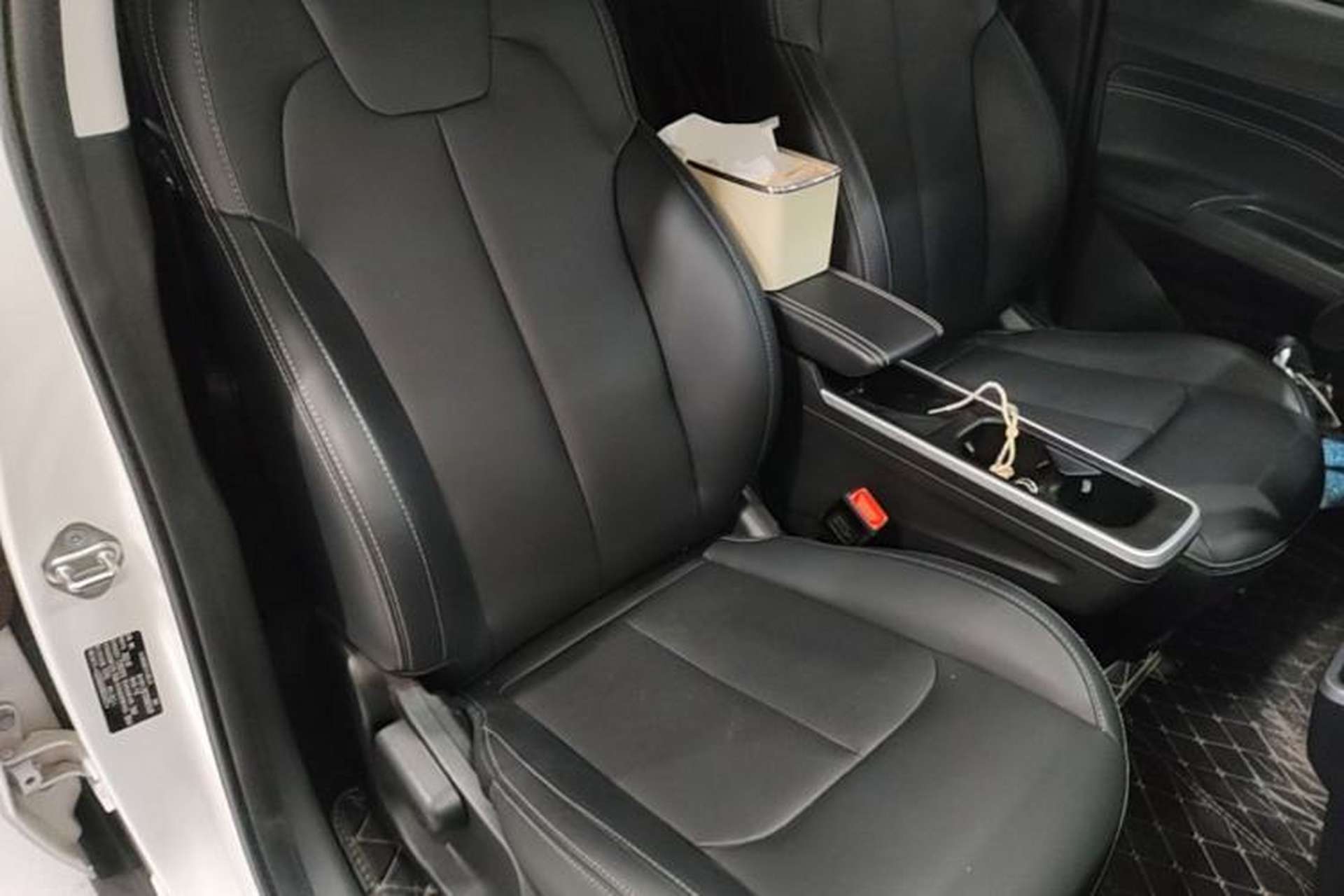 Used NETA V 2022 Chao 400 Lite Right Front Seat