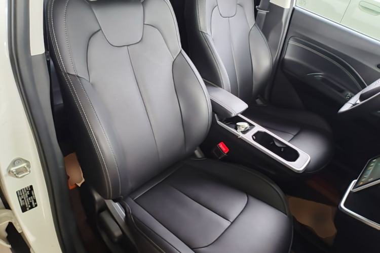 Used NETA V 2022 Chao 300 Lite Ternary Lithium Right Front Seat
