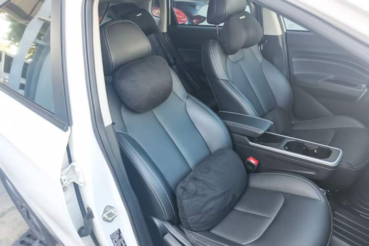 Used NETA V 2022 Chao 400 Lite Right Front Seat