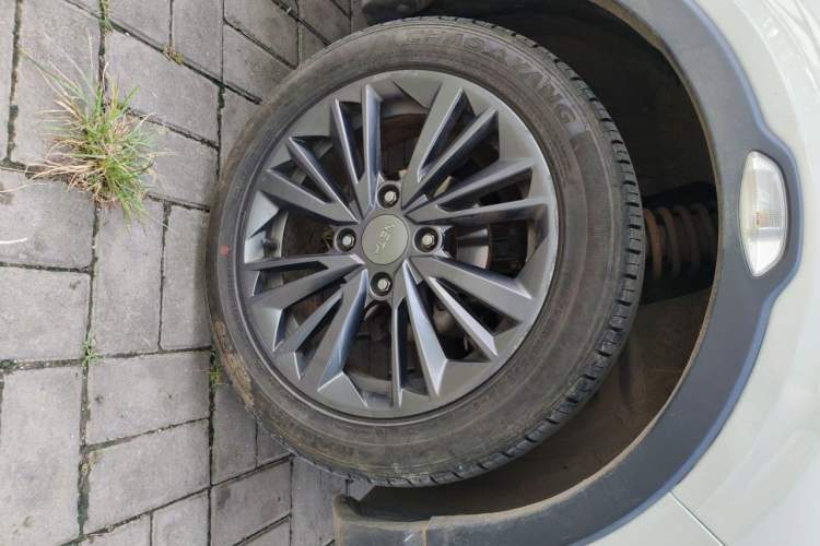 Used NETA V 2022 Chao 400 Lite Right Front Wheel Hub