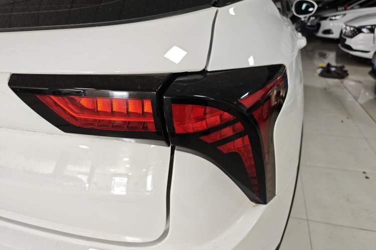 Used NETA V 2022 Long-Range Industry Custom Edition Right Rear Taillight