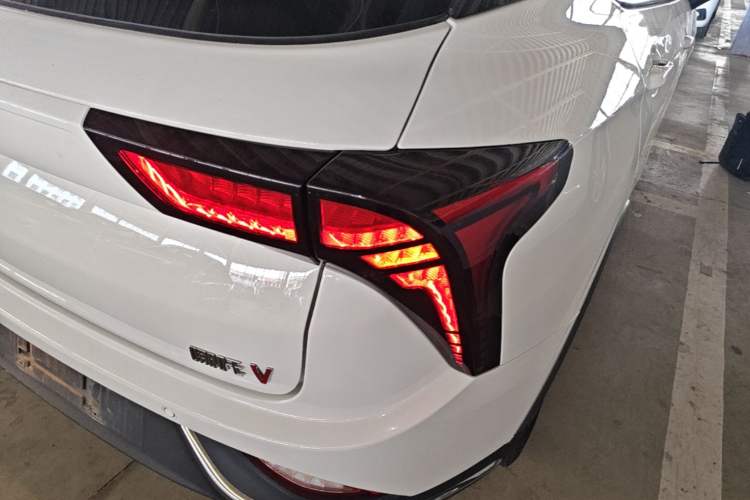 Used NETA V 2022 Chao 300 Lite Ternary Lithium Right Rear Taillight