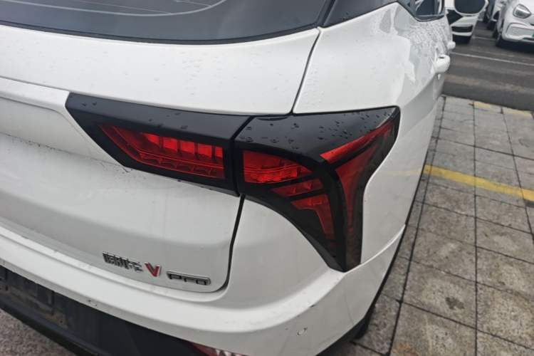 Used NETA V 2022 Pro Long-Range Smart Edition Right Rear Taillight