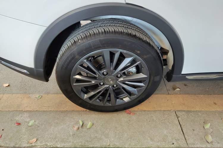 Used NETA V 2022 Chao 400 Lite Right Rear Wheel Hub