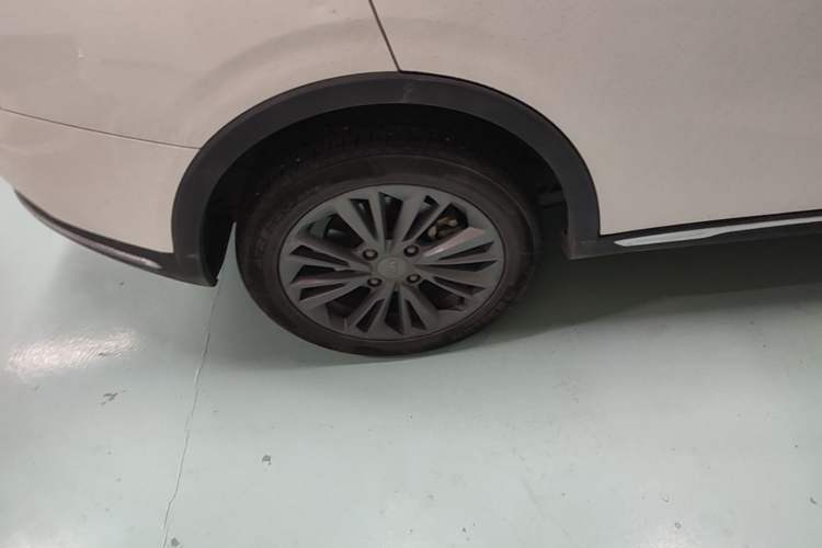 Used NETA V 2022 Chao 400 Lite Right Rear Wheel Hub
