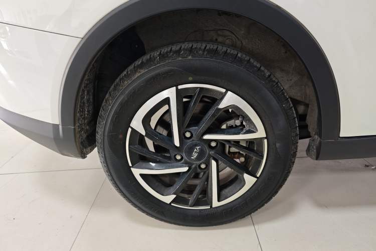 Used NETA V 2022 Long-Range Industry Custom Edition Right Rear Wheel Hub