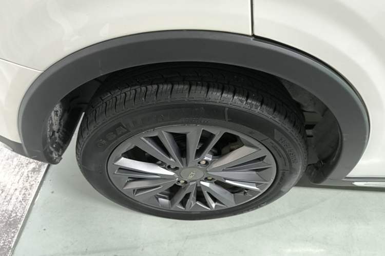 Used NETA V 2022 Chao 400 Lite Right Rear Wheel Hub