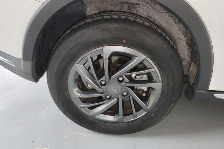 Used NETA V 2022 Chao 300 Lite Lithium Iron Phosphate Right Rear Wheel Hub