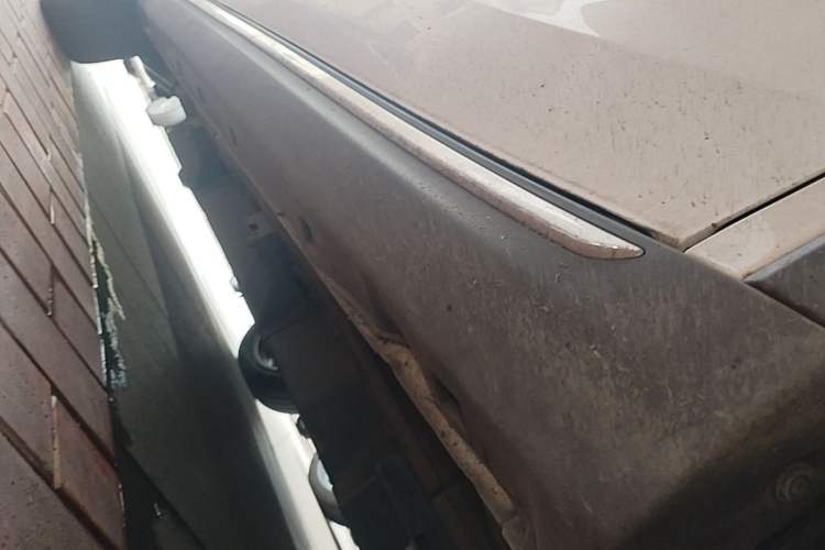 Used NETA V 2022 Chao 400 Lite Right Side Sill