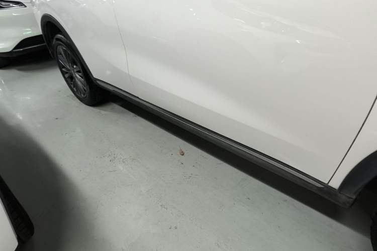 Used NETA V 2022 Chao 400 Lite Right Side Sill